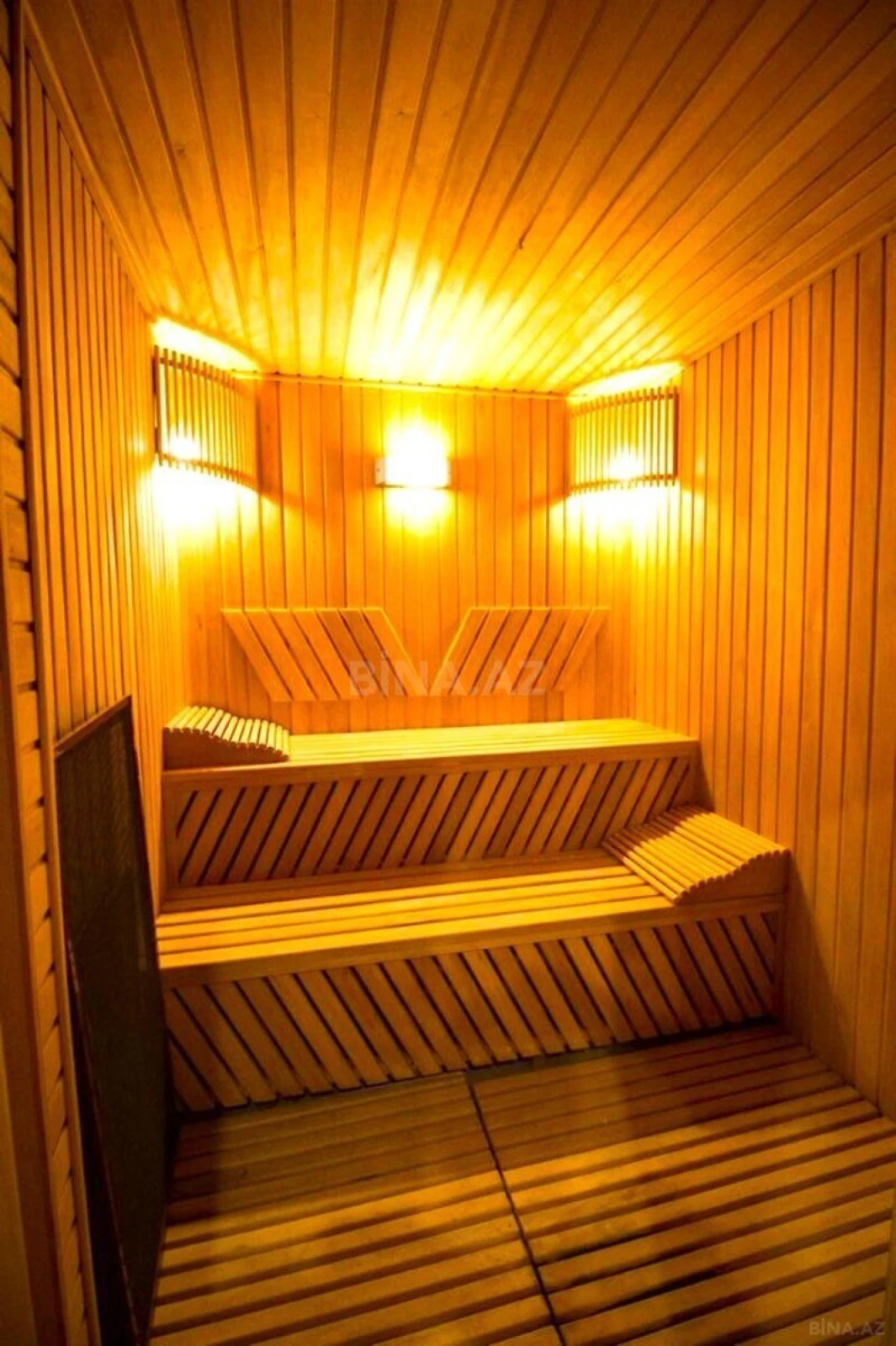 Satılır 5 otaqlı mənzil 330 m²