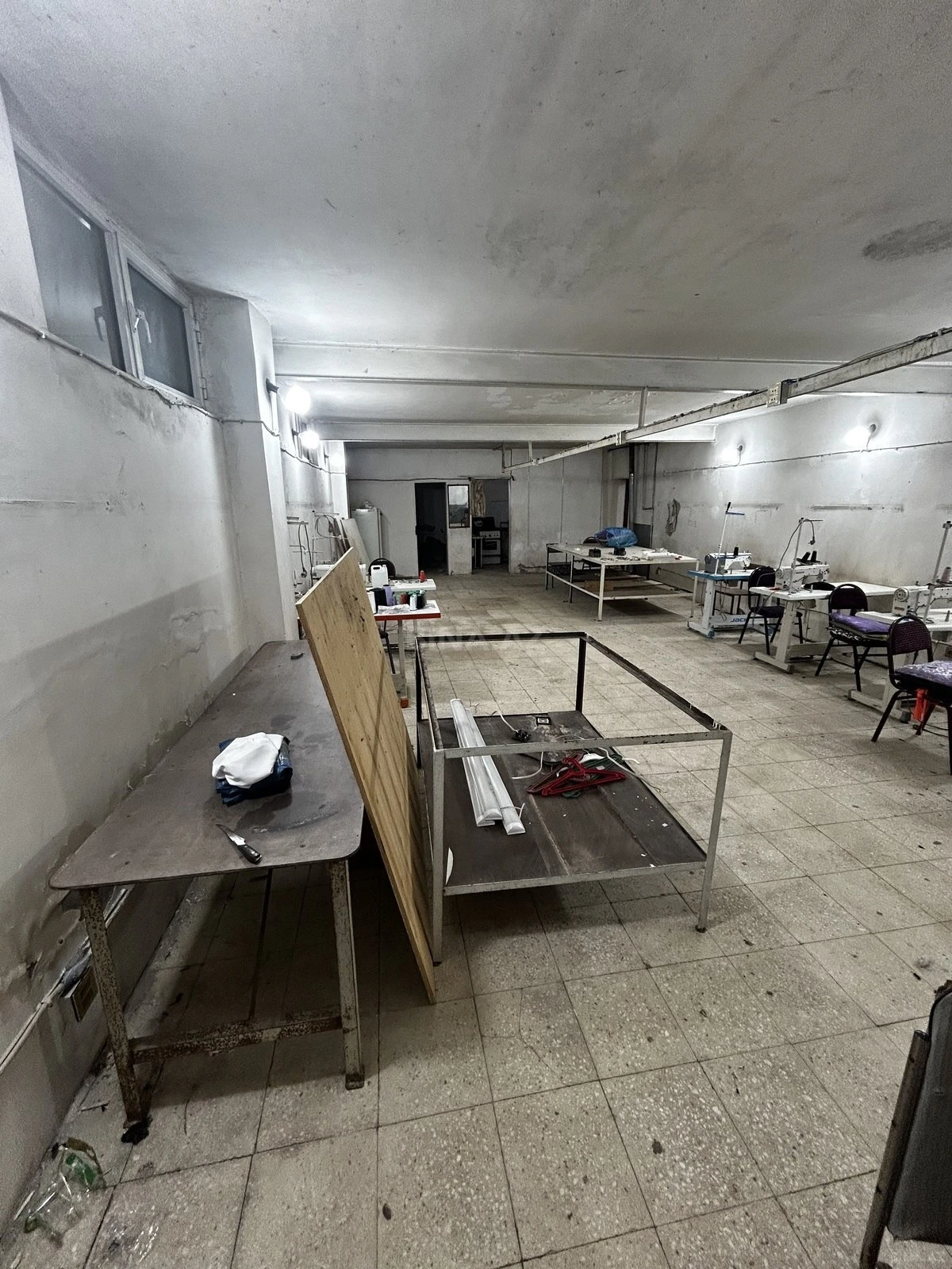 Kirayə verilir obyekt 130 m²