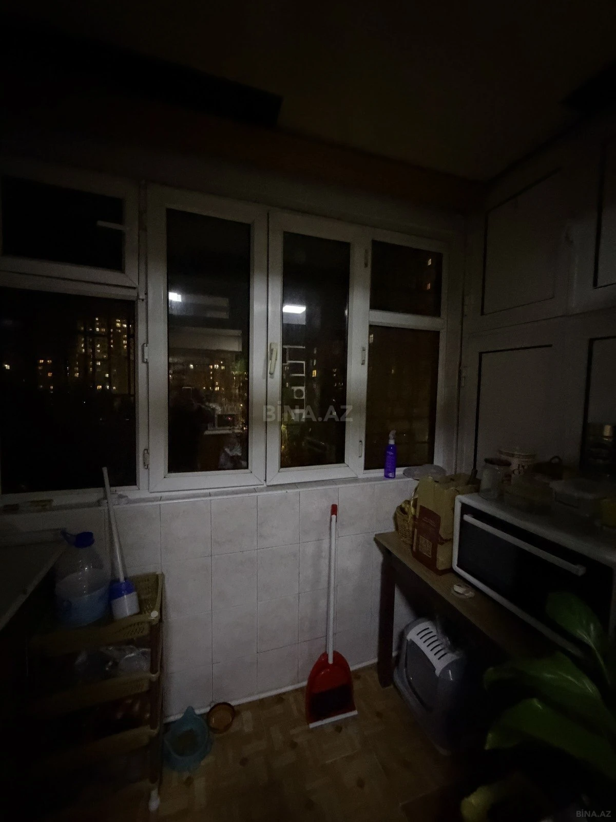 Satılır 4 otaqlı mənzil 100 m²