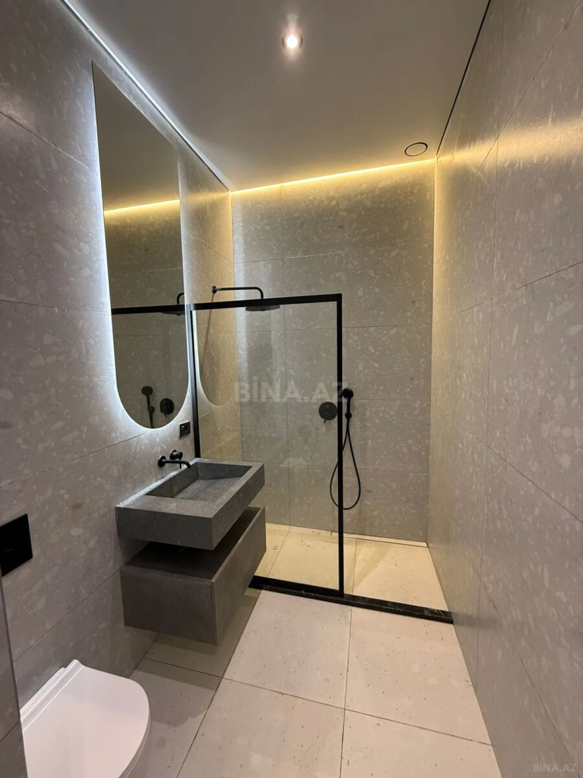 Satılır 2 otaqlı mənzil 55.8 m²