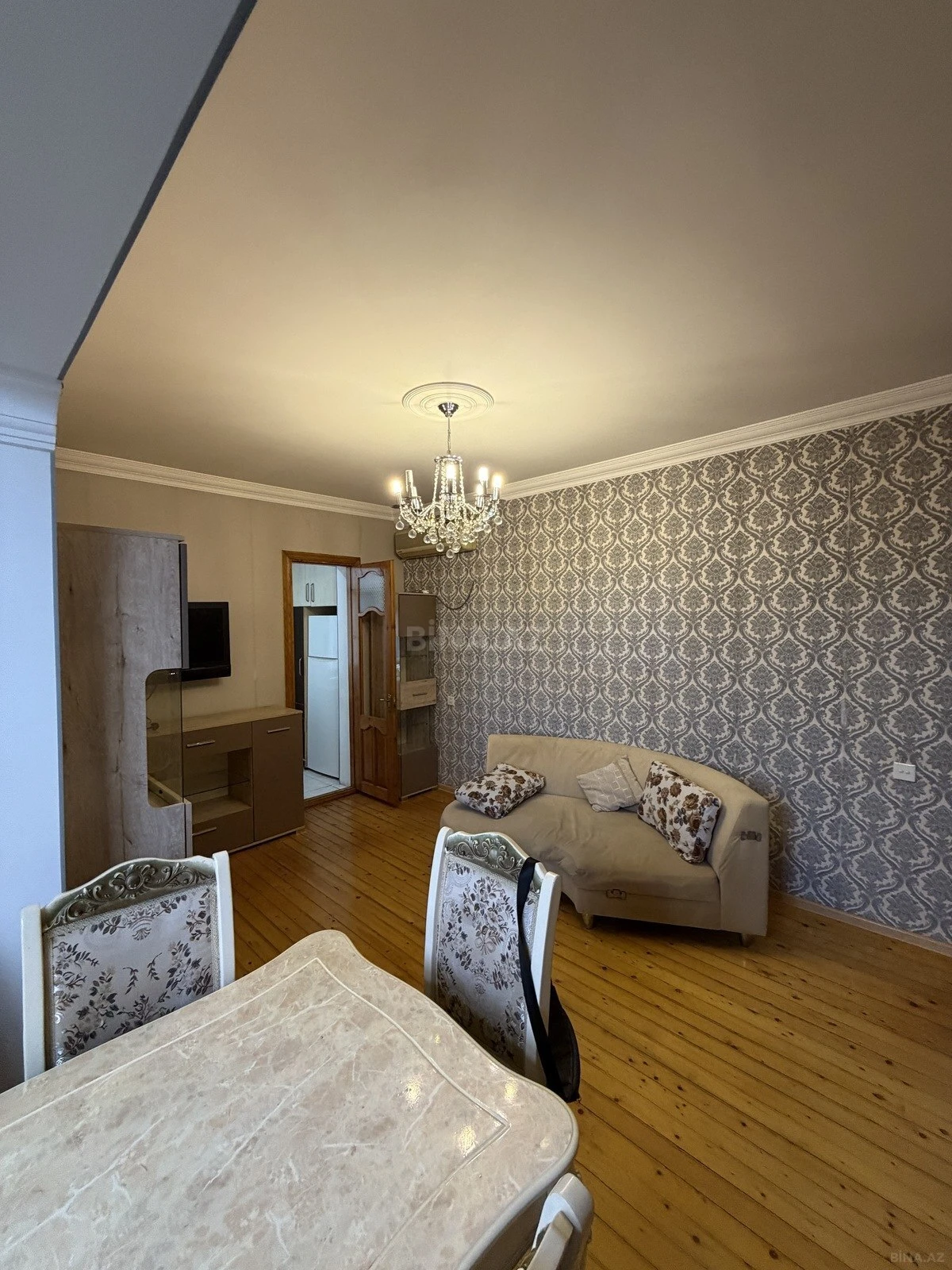 Satılır 2 otaqlı mənzil 45 m²