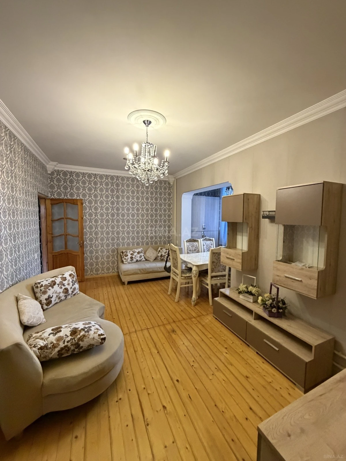 Satılır 2 otaqlı mənzil 45 m²