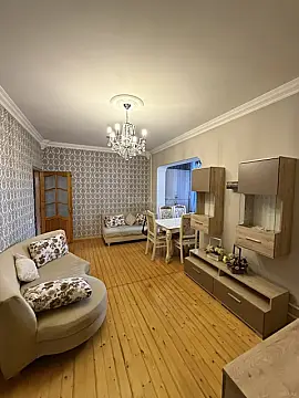 Satılır 2 otaqlı mənzil 45 m²