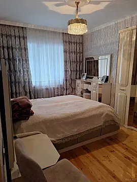 Satılır 3 otaqlı mənzil 80 m²