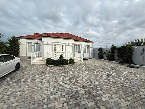 Satılır 5 otaqlı həyət evi 142 m²
