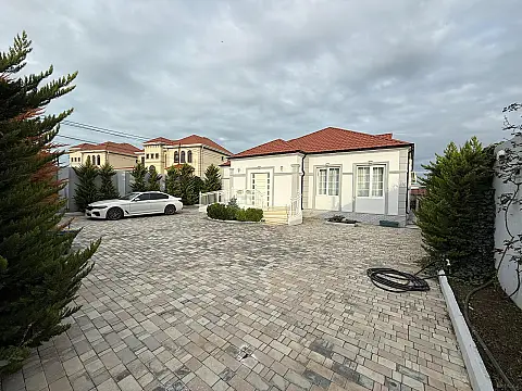 Satılır 5 otaqlı həyət evi 142 m²