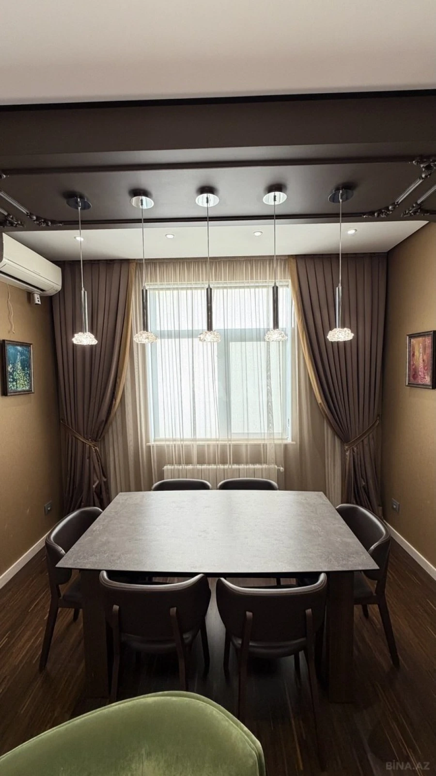 Satılır 3 otaqlı mənzil 140 m²