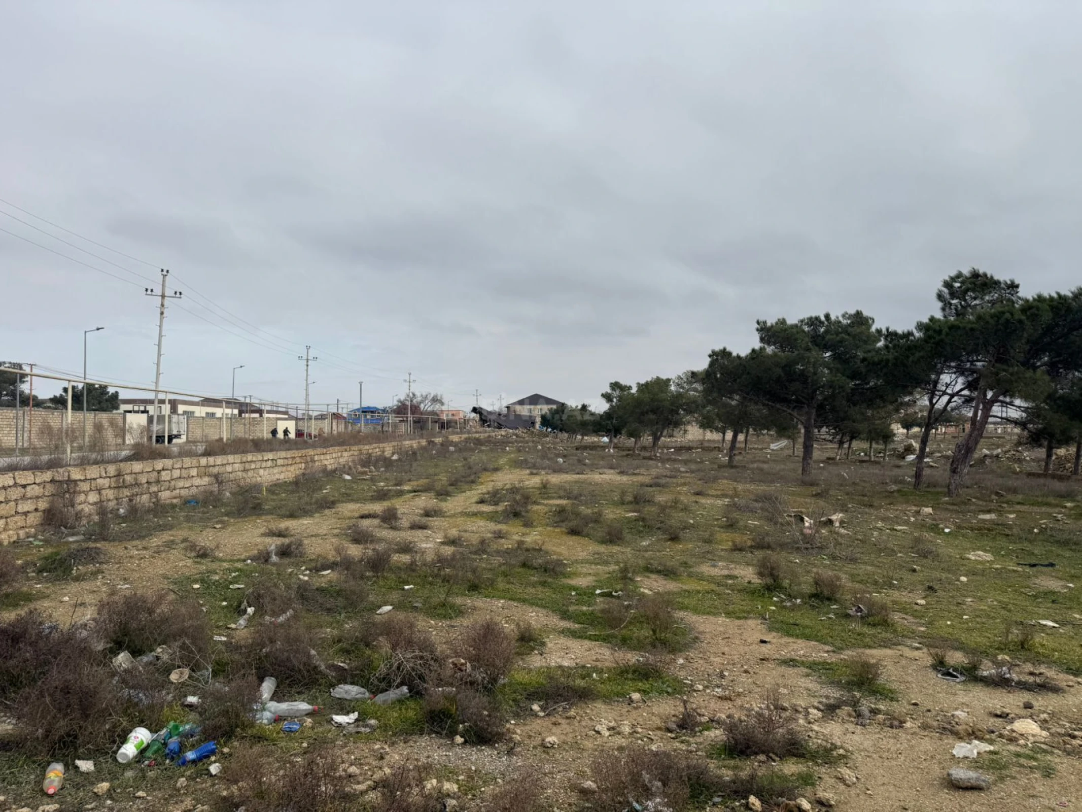 Satılır torpaq sahəsi 300 m²