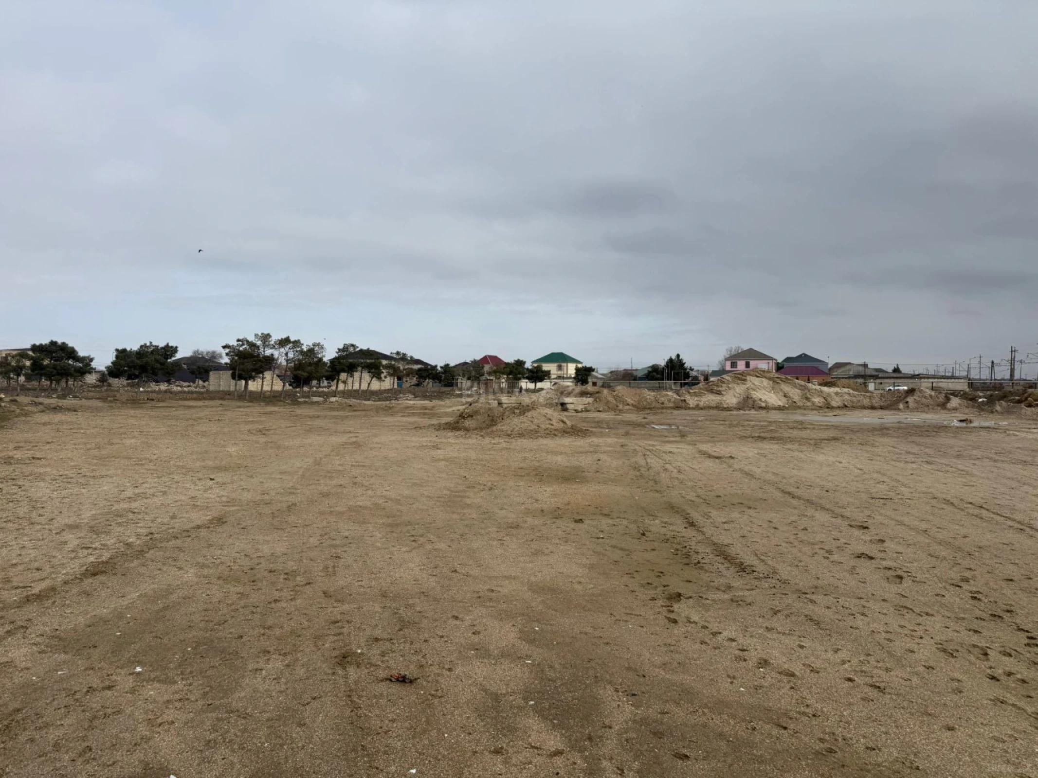 Satılır torpaq sahəsi 300 m²