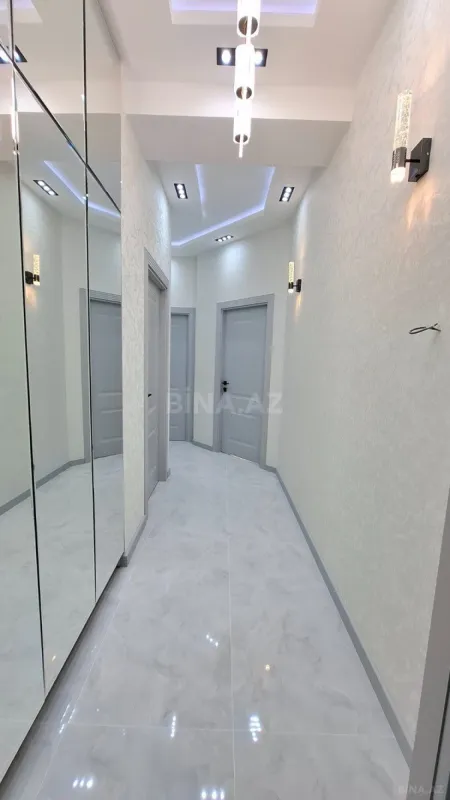 Satılır 2 otaqlı mənzil 55 m²