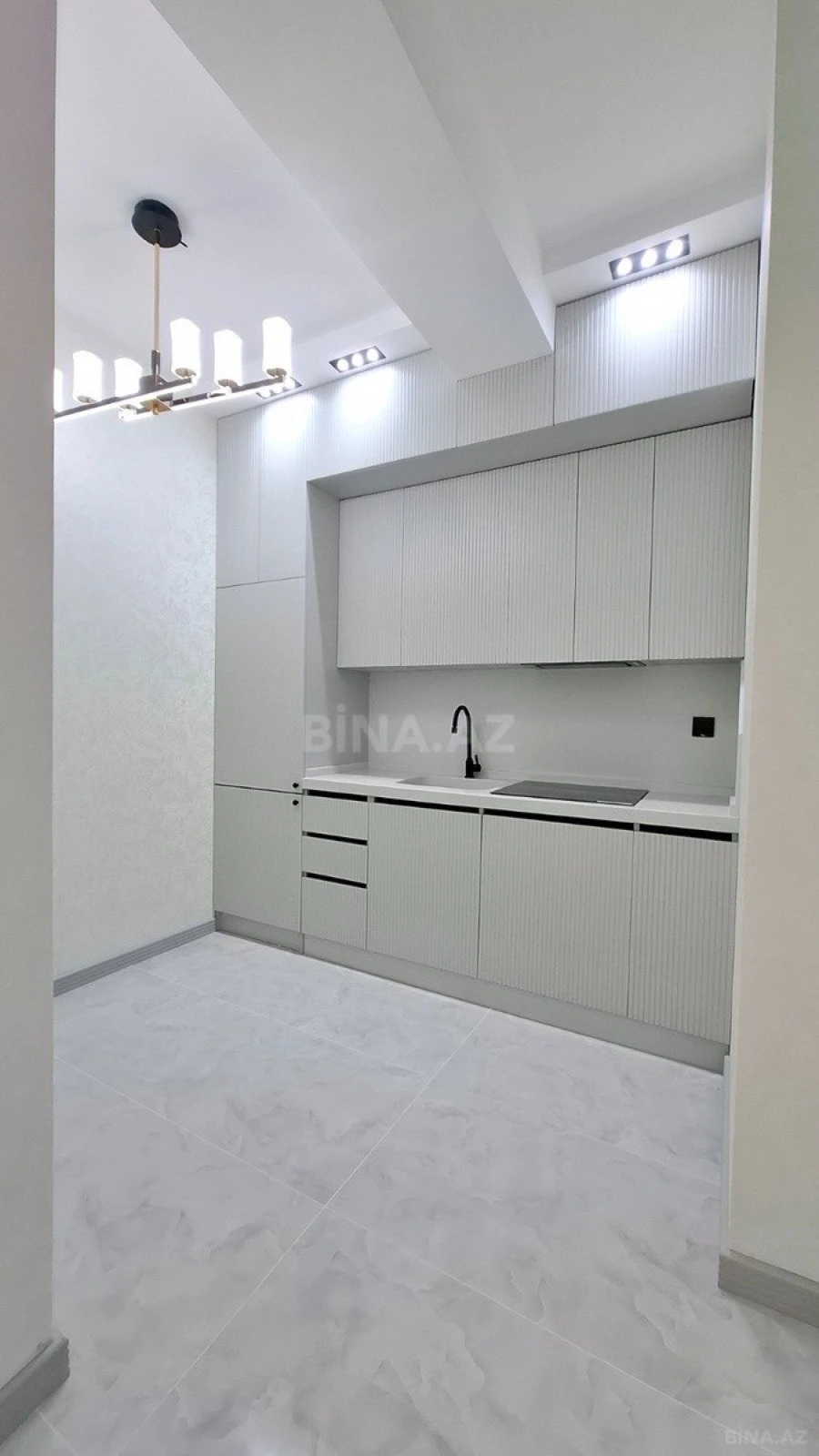 Satılır 2 otaqlı mənzil 55 m²