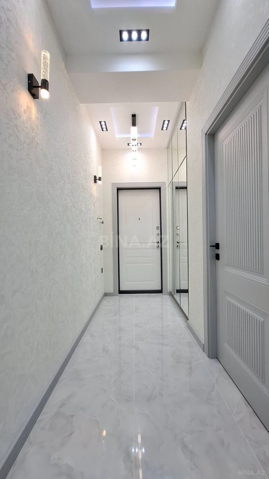 Satılır 2 otaqlı mənzil 55 m²