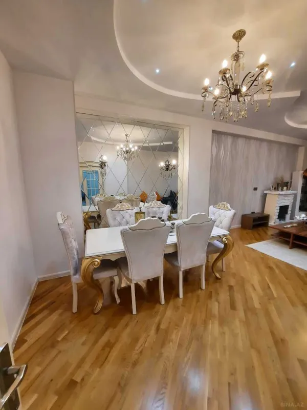 Kirayə verilir 3 otaqlı mənzil 134 m²
