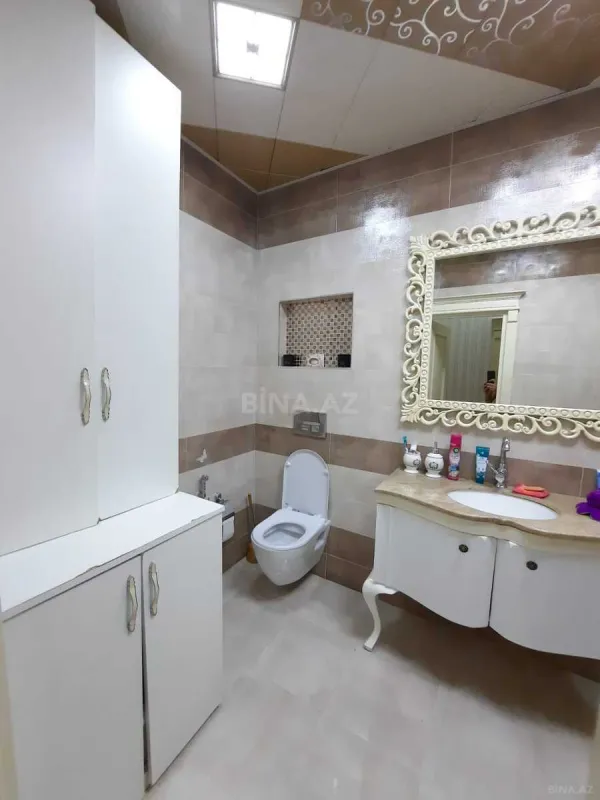 Kirayə verilir 3 otaqlı mənzil 134 m²