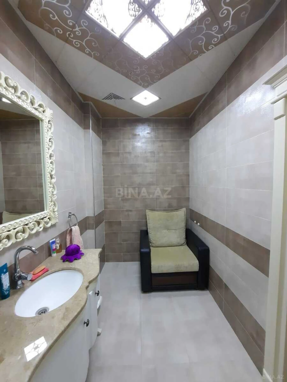 Kirayə verilir 3 otaqlı mənzil 134 m²