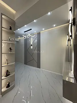 Satılır 3 otaqlı mənzil 135 m²