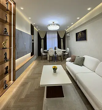 Satılır 3 otaqlı mənzil 135 m² — Bakı, Badamdar 3 otaq 135.00 m²