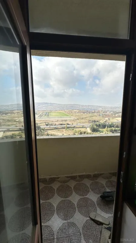 Satılır 3 otaqlı mənzil 155 m²