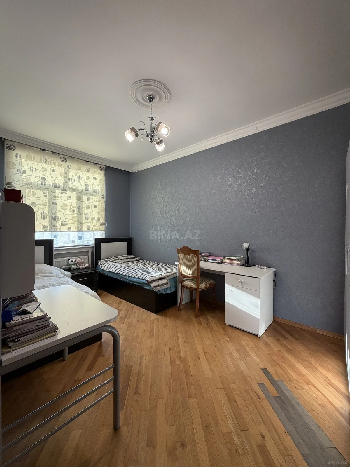 Satılır 3 otaqlı mənzil 140 m²