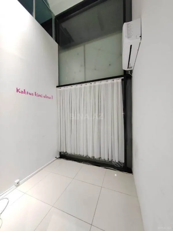 Kirayə verilir obyekt 65 m²