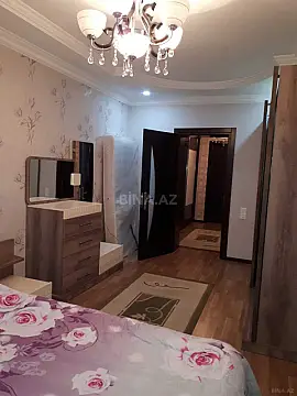 Kirayə verilir 2 otaqlı mənzil 85 m²