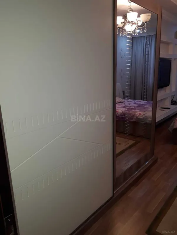 Kirayə verilir 2 otaqlı mənzil 85 m²