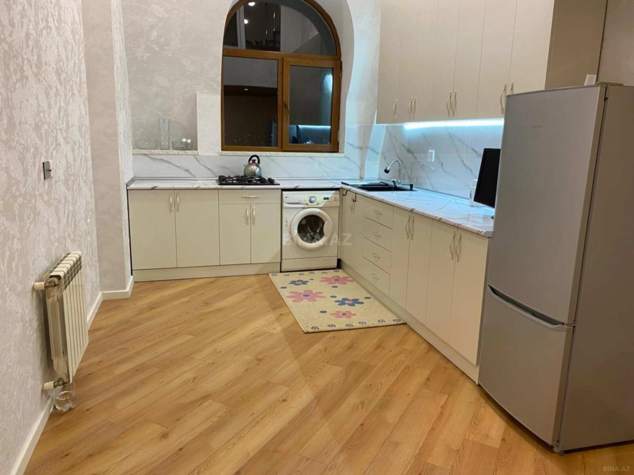 Satılır 3 otaqlı mənzil 80 m²