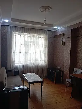 Kirayə verilir 2 otaqlı mənzil 40 m²