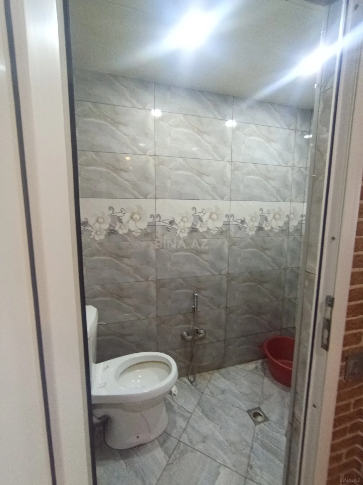 Kirayə verilir 2 otaqlı mənzil 40 m²