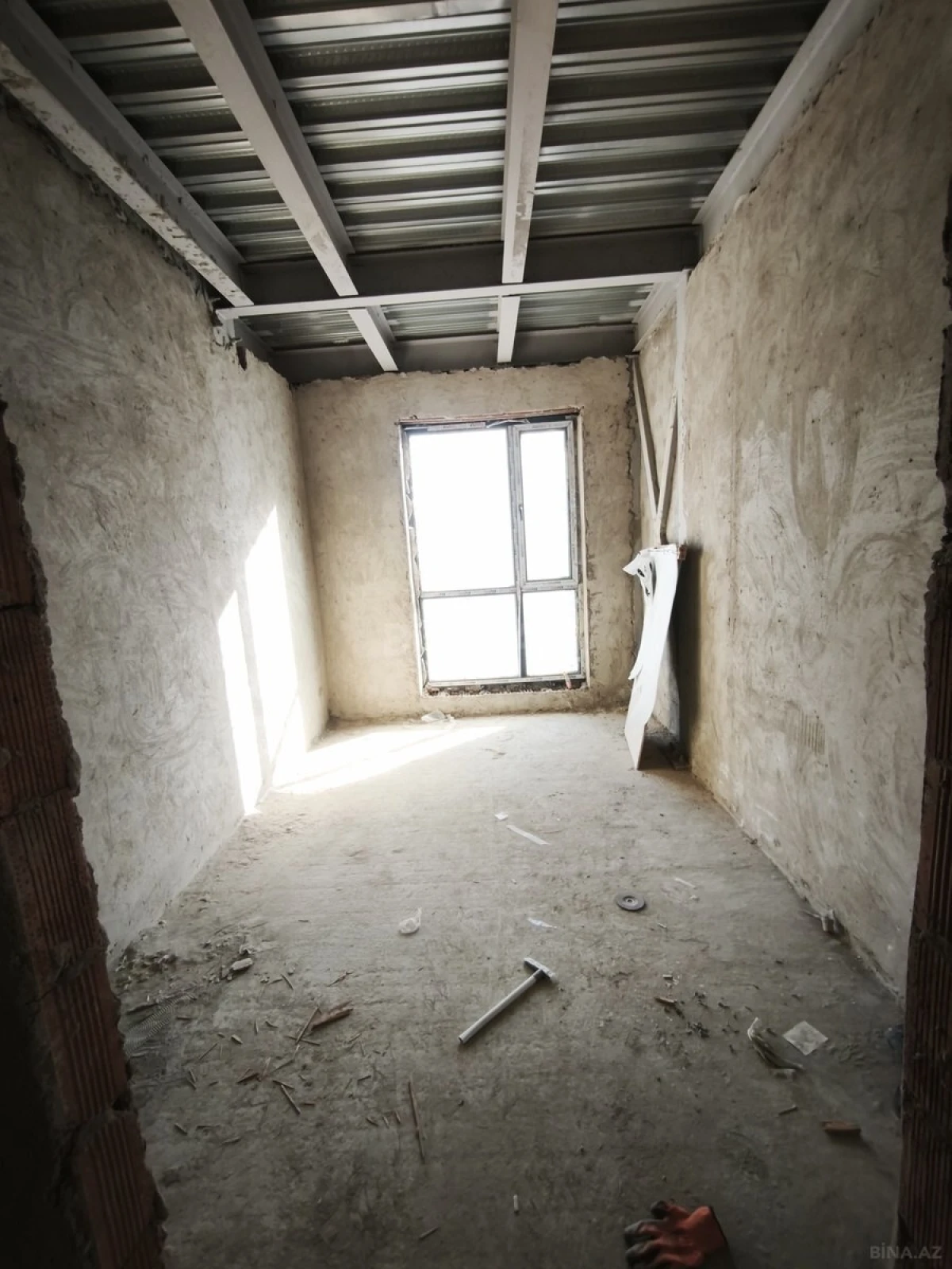 Satılır 2 otaqlı mənzil 71.4 m²