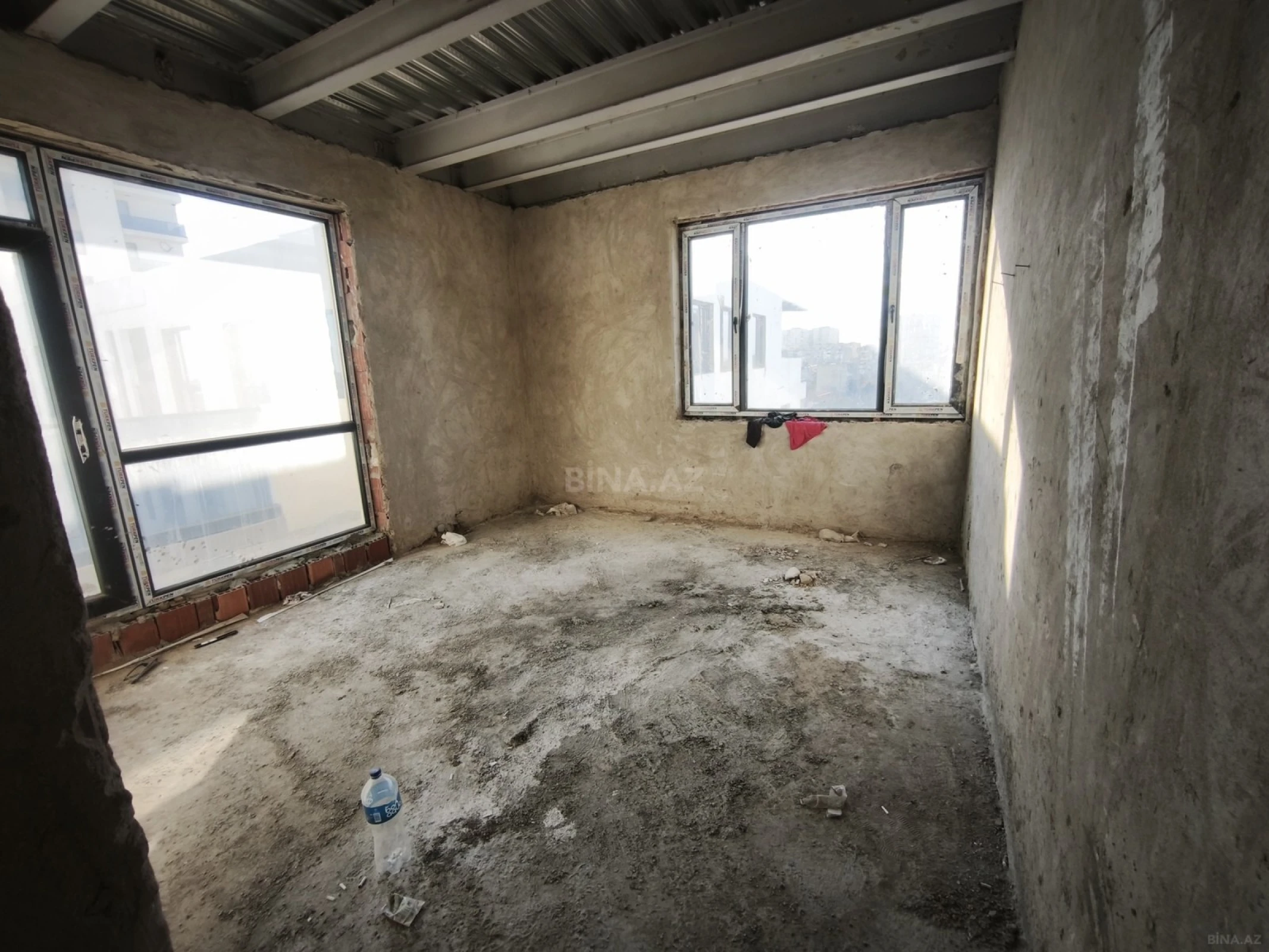 Satılır 2 otaqlı mənzil 71.4 m²