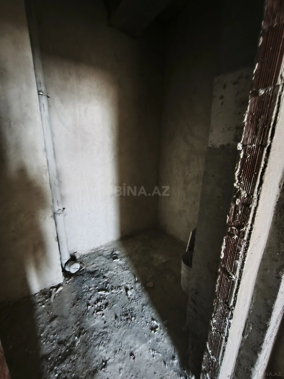 Satılır 2 otaqlı mənzil 71.4 m²