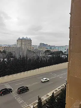 Kirayə verilir 2 otaqlı mənzil 46 m²