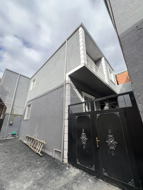 Satılır 4 otaqlı həyət evi 125 m²