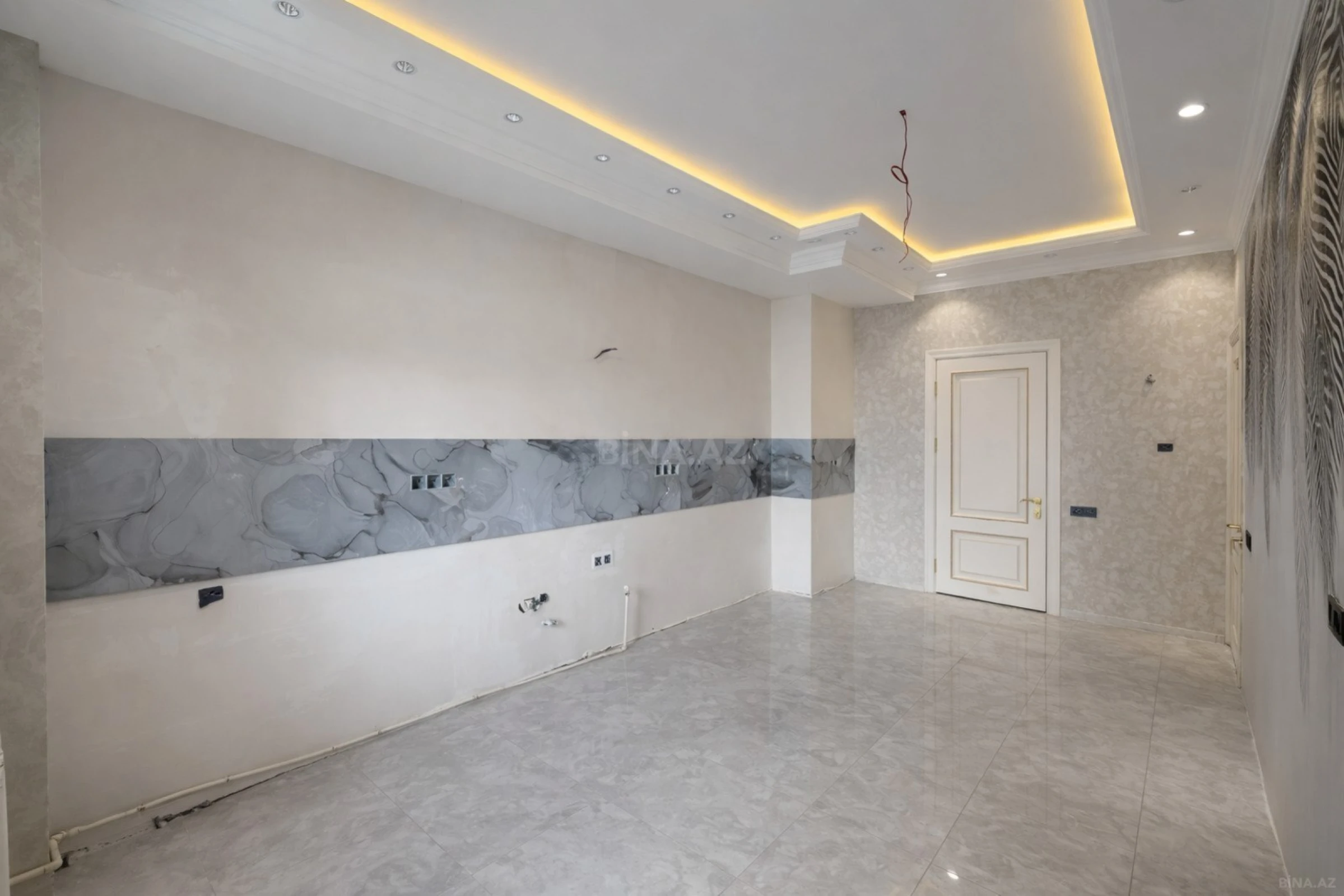 Satılır 2 otaqlı mənzil 73 m²