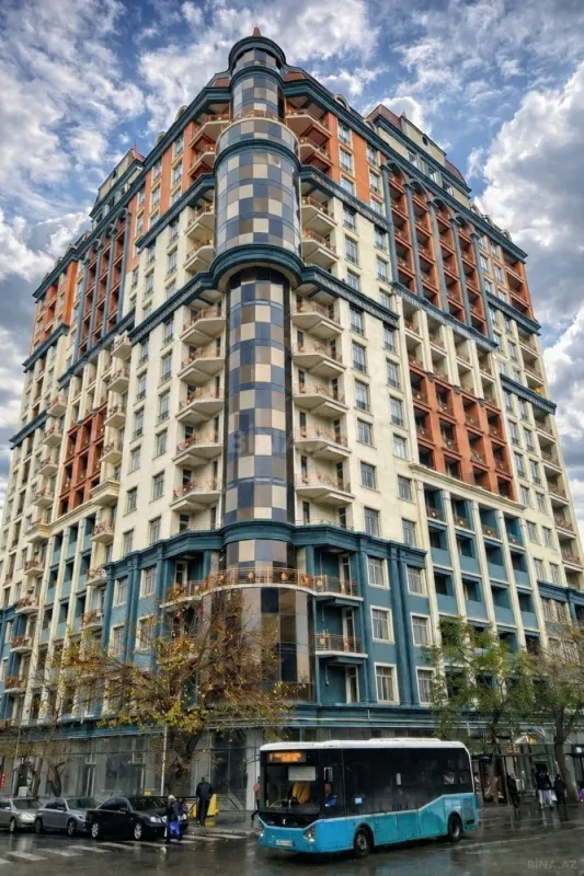 Satılır 2 otaqlı mənzil 73 m²