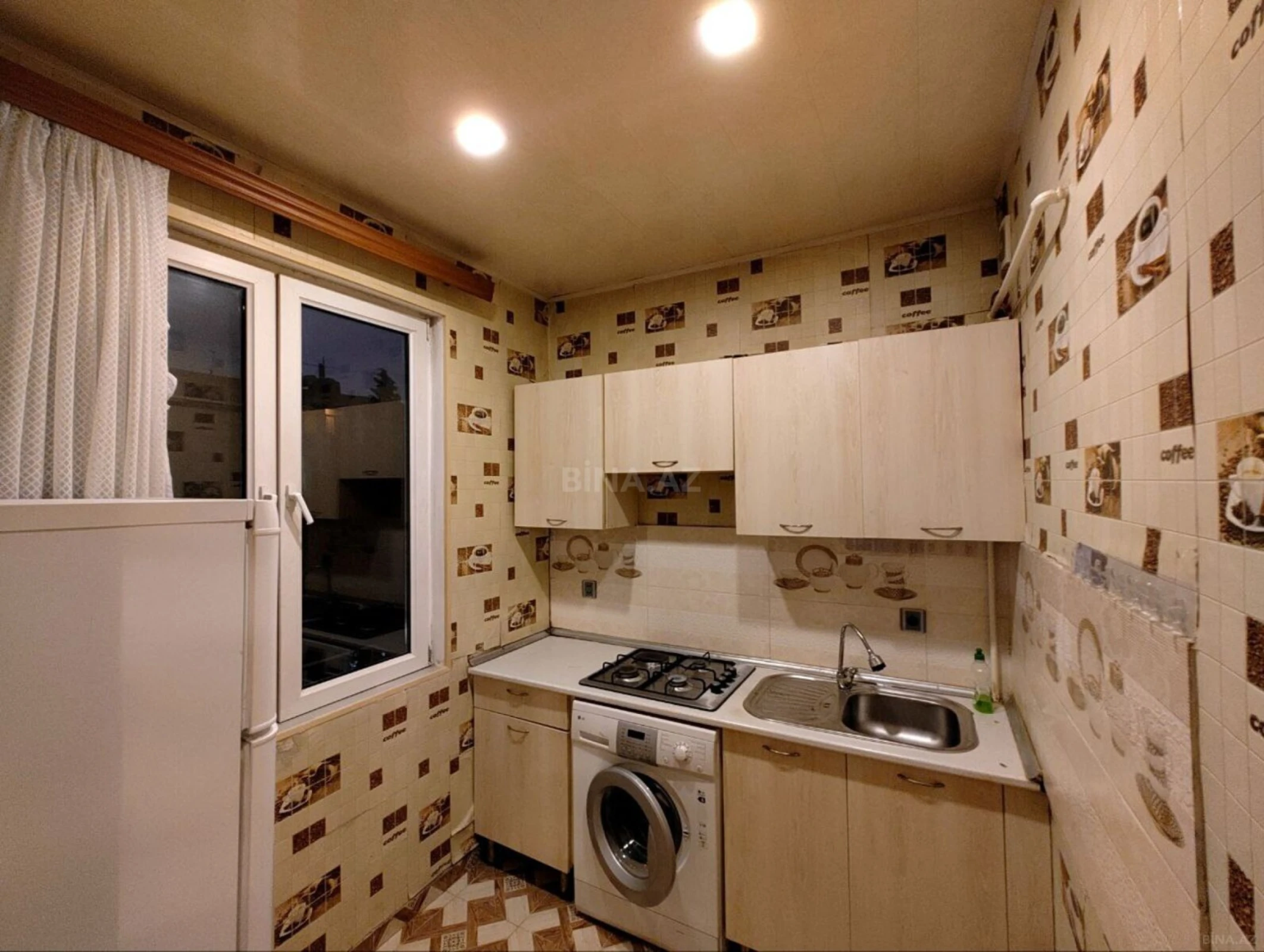 Kirayə verilir 2 otaqlı mənzil 50 m²