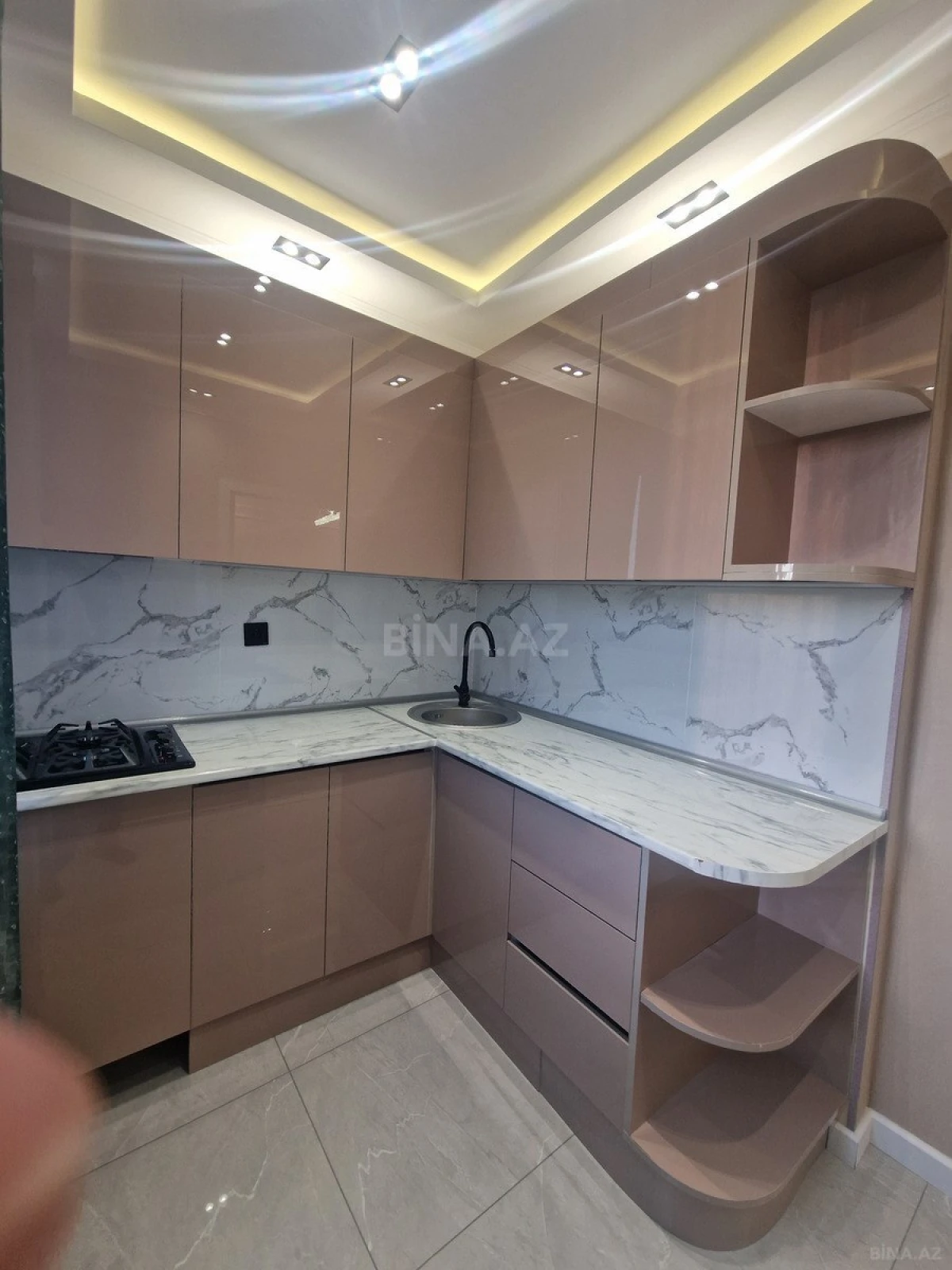 Satılır 2 otaqlı mənzil 48 m²