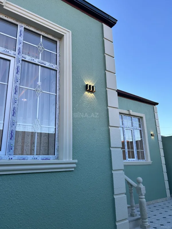 Satılır 3 otaqlı həyət evi 100 m²