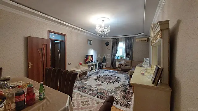 Satılır 4 otaqlı həyət evi 150 m²