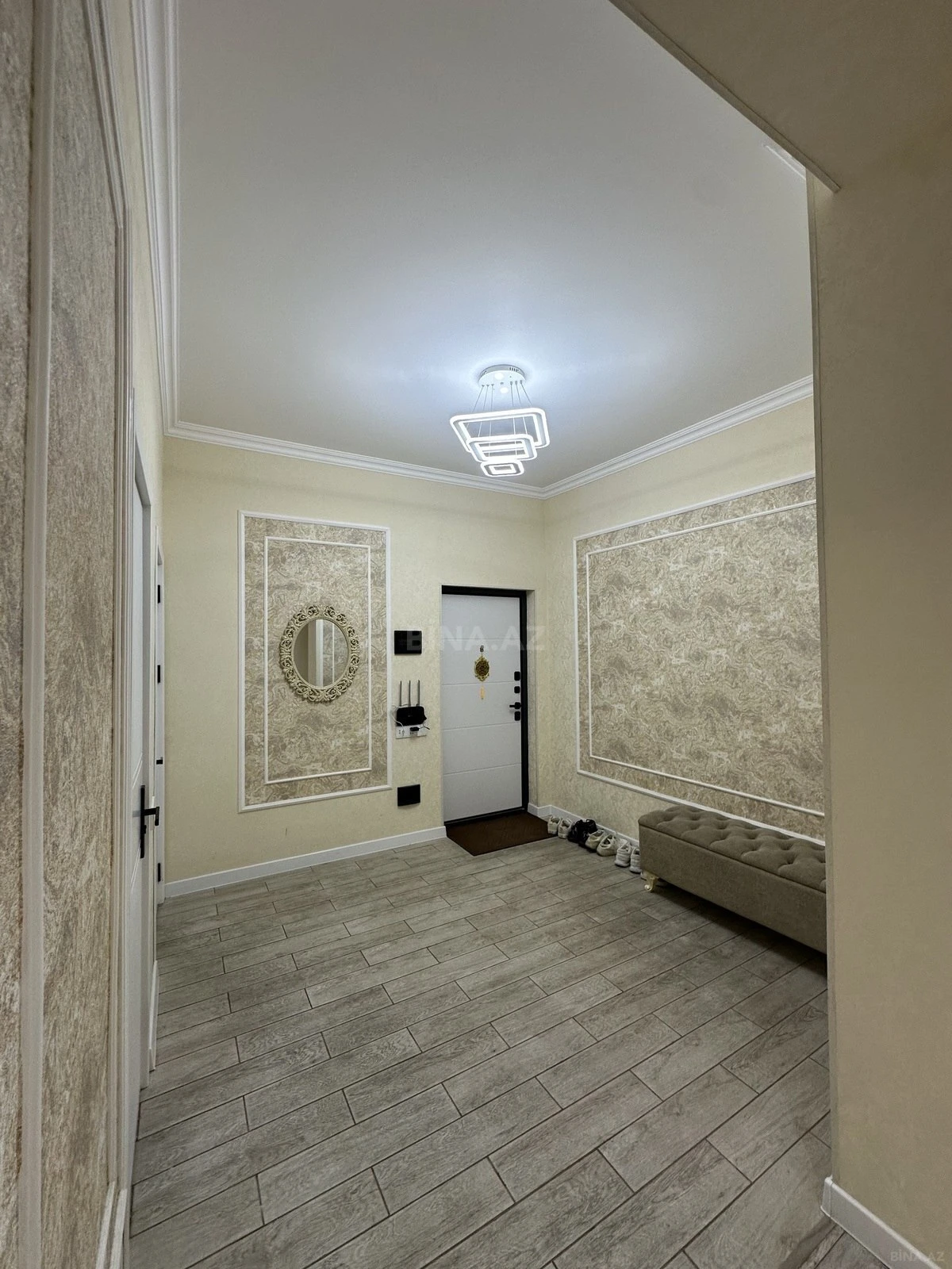 Satılır 3 otaqlı mənzil 92 m²