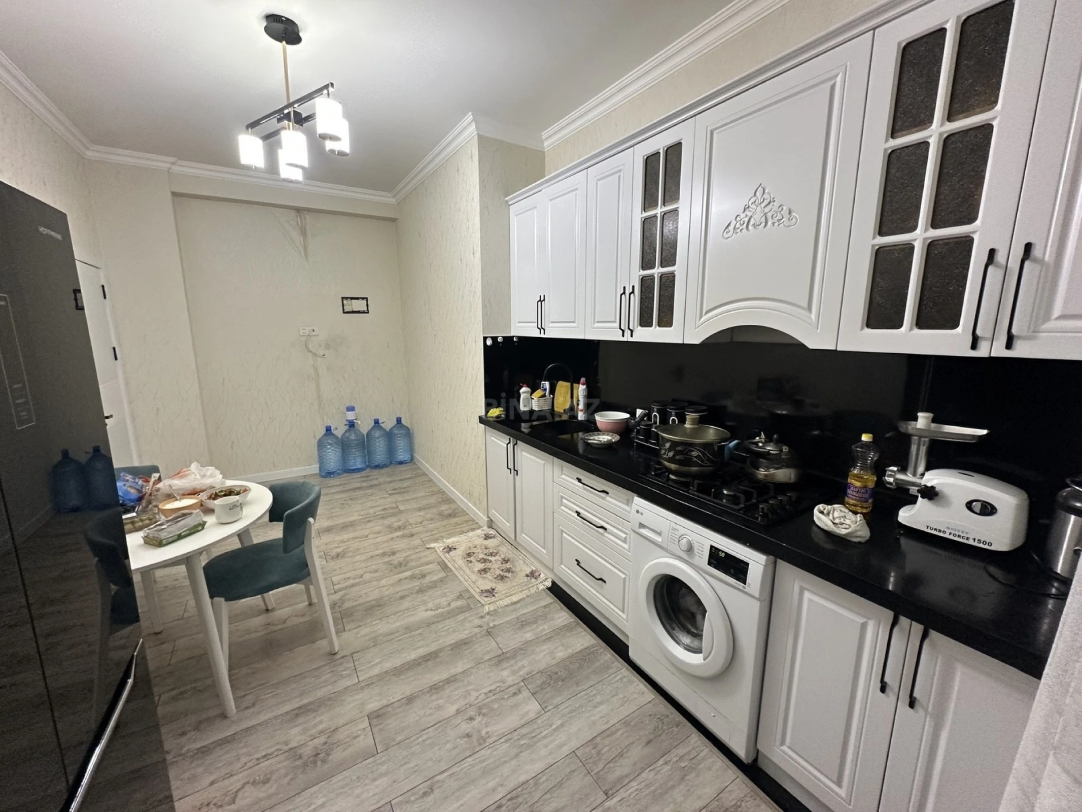 Satılır 3 otaqlı mənzil 92 m²