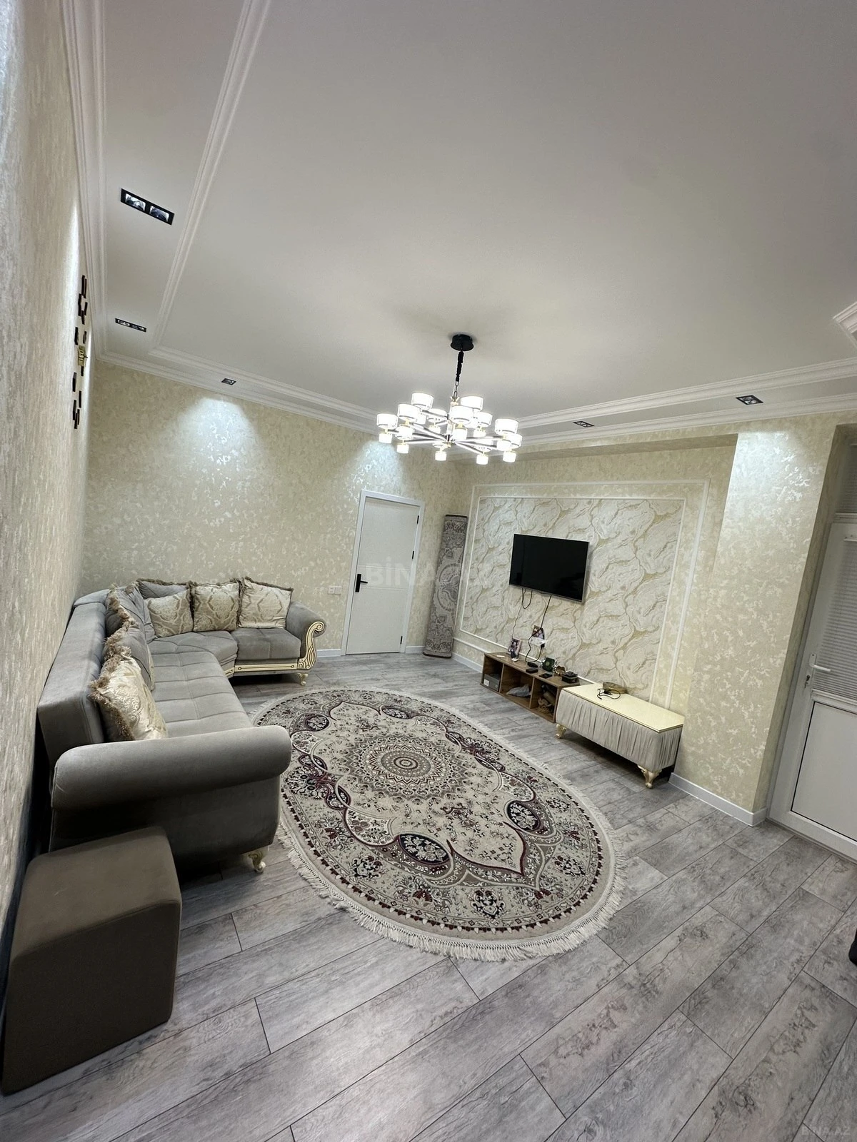 Satılır 3 otaqlı mənzil 92 m²