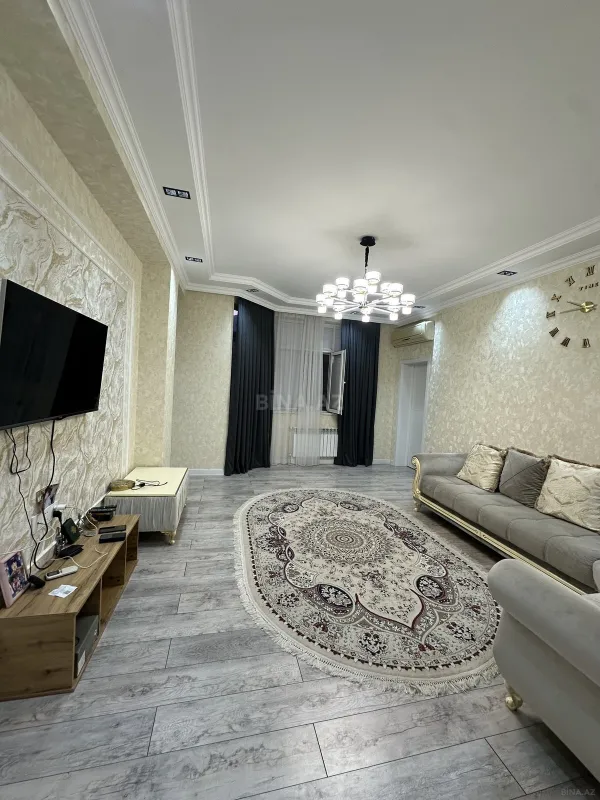 Satılır 3 otaqlı mənzil 92 m²