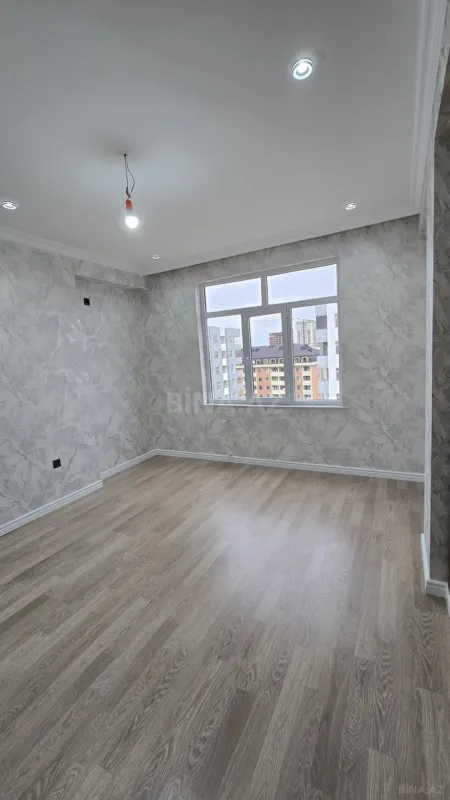 Satılır 2 otaqlı mənzil 79 m²