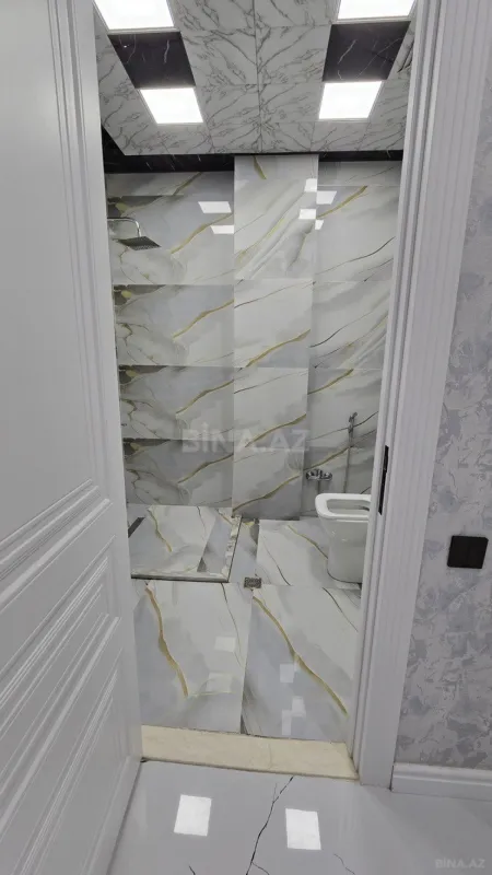 Satılır 2 otaqlı mənzil 79 m²