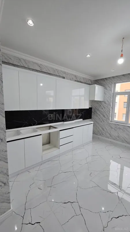 Satılır 2 otaqlı mənzil 79 m²