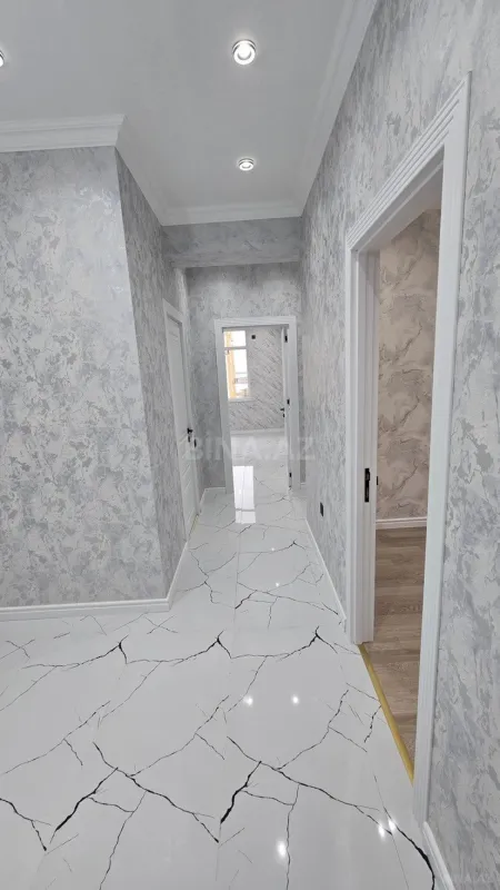 Satılır 2 otaqlı mənzil 79 m²