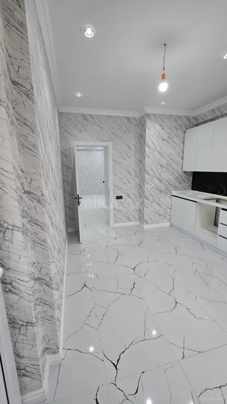 Satılır 2 otaqlı mənzil 79 m²