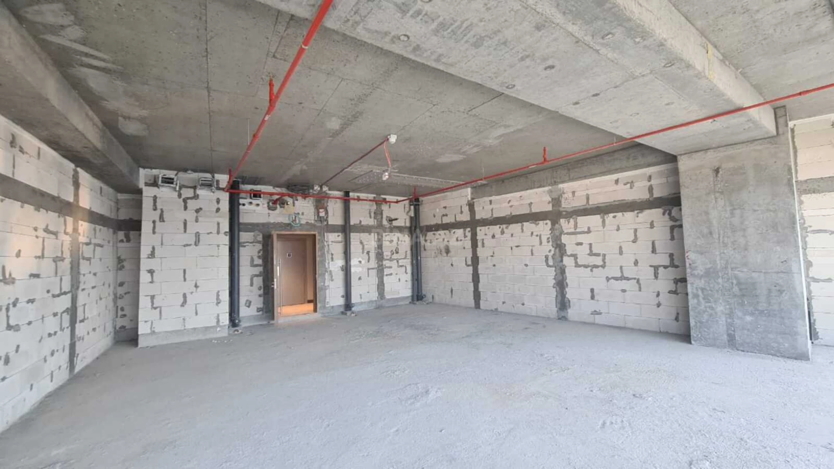 Satılır 2 otaqlı mənzil 98 m²